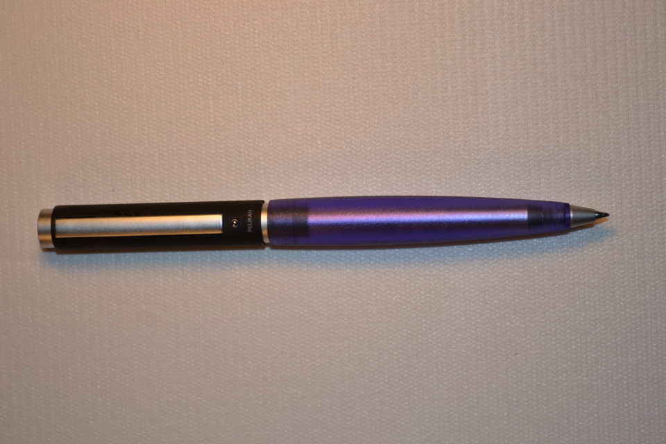 vaccinatie Gespierd Decoratief Pelikan Level 5 in Purple/Black Cap